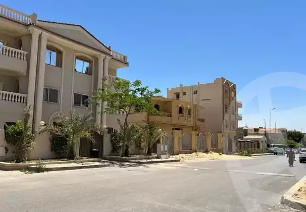 https://aqarmap.com.eg/en/listing/4979028-for-sale-cairo-al-oubour-el-hay-el-khames