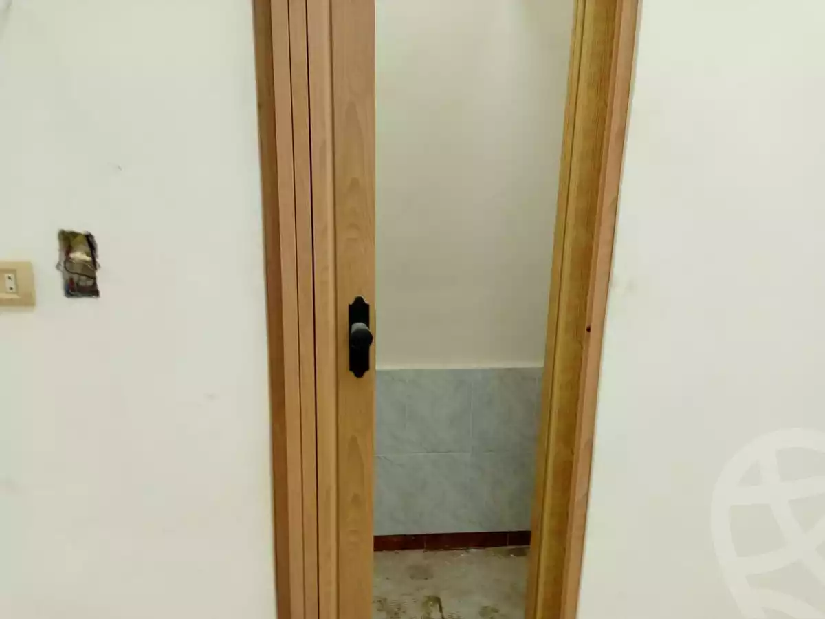https://aqarmap.com.eg/ar/listing/4989498-for-sale-cairo-helwan-hadayek-helwan-el-khashab-canal