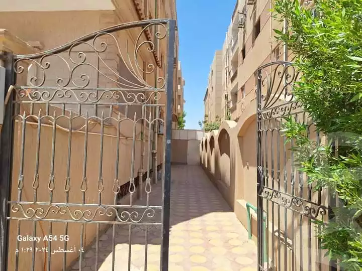 https://aqarmap.com.eg/en/listing/4998685-for-sale-cairo-el-shorouk-lmntq-lthmn-neighbourhood-3