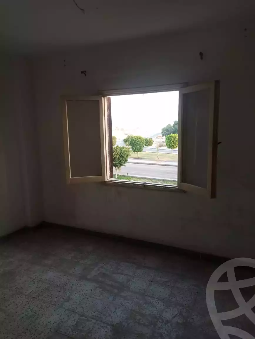 https://aqarmap.com.eg/ar/listing/5008494-for-sale-cairo-15th-of-may-mjwr-12