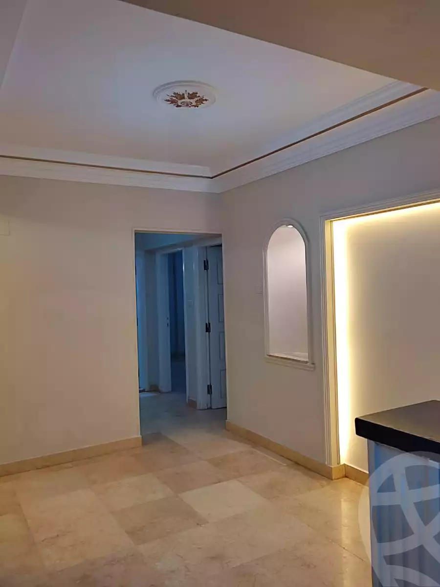 https://aqarmap.com.eg/ar/listing/5008865-for-sale-cairo-dokki-kwrnysh-lnyl