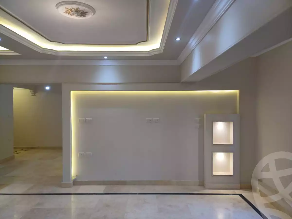 https://aqarmap.com.eg/ar/listing/5008865-for-sale-cairo-dokki-kwrnysh-lnyl