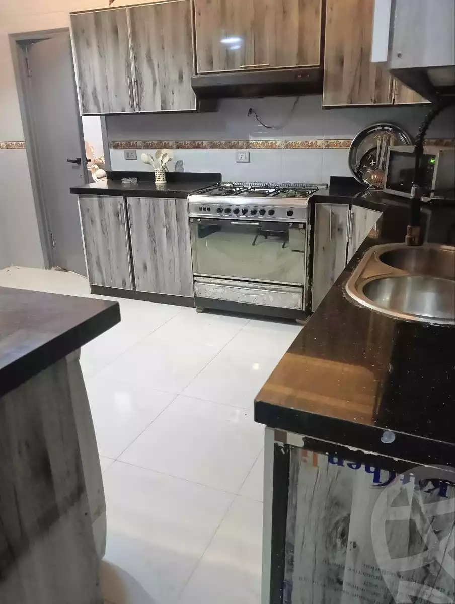 https://aqarmap.com.eg/ar/listing/5012354-for-rent-cairo-dokki-kwrnysh-lnyl