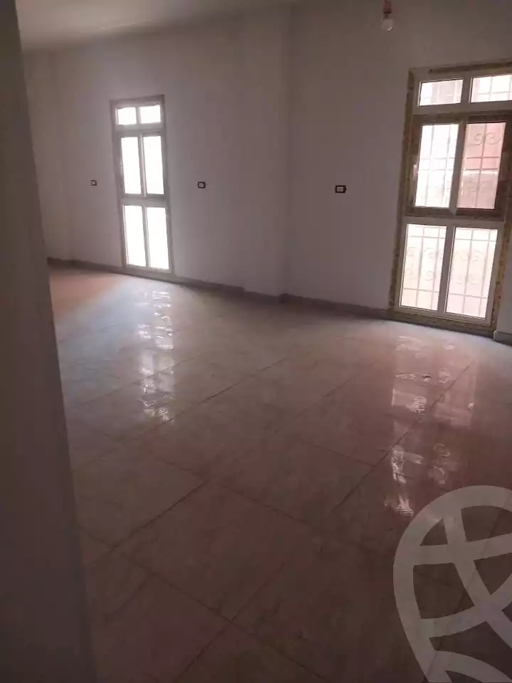 https://aqarmap.com.eg/ar/listing/5012501-for-rent-cairo-mokattam-el-hadabah-el-wosta-el-mantaqa-el-khamsa