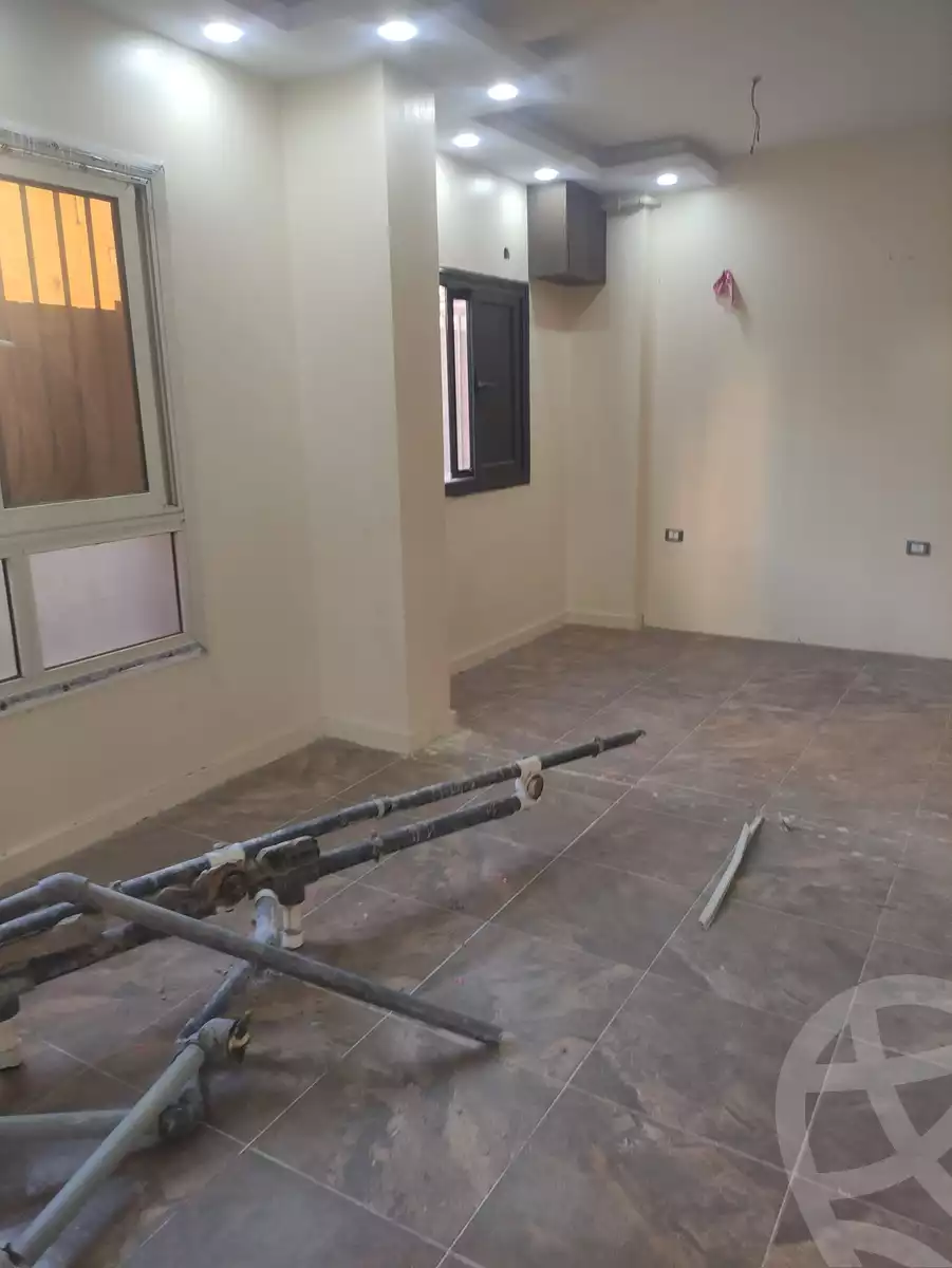 https://aqarmap.com.eg/ar/listing/5014259-for-rent-cairo-mokattam-lhdb-l-ly-shareaa-9