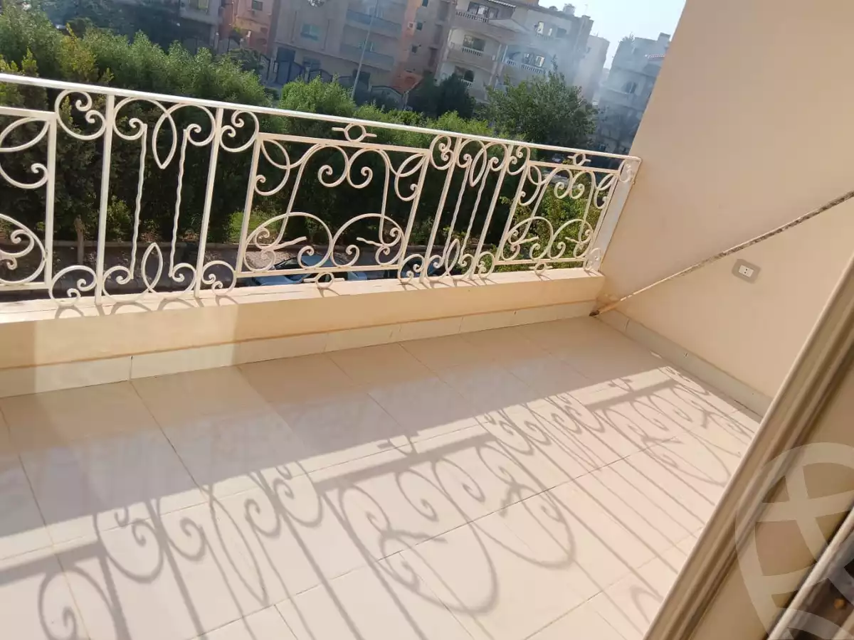 https://aqarmap.com.eg/ar/listing/5032395-for-rent-cairo-new-cairo-el-yassamin-el-yasmeen-6