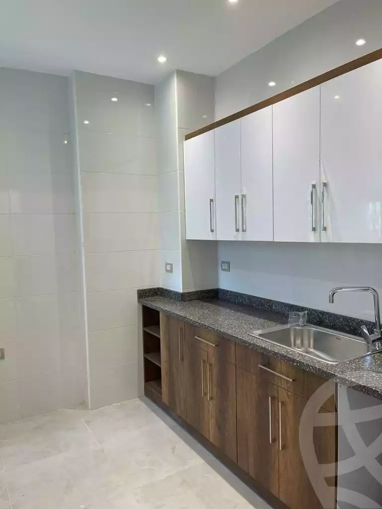 https://aqarmap.com.eg/en/listing/5036179-for-rent-cairo-new-cairo-compounds-villette-kmbwnd-sky-kwndwz-swdyk-villette