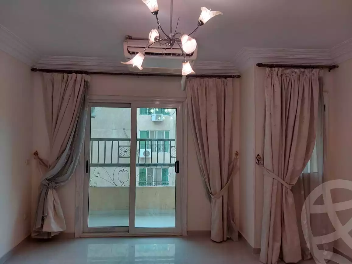 https://aqarmap.com.eg/en/listing/5039990-for-rent-cairo-el-sheikh-zayed-city-el-hay-elthamen-lml