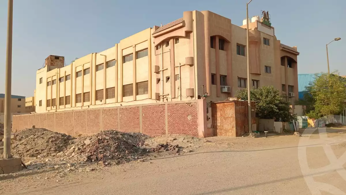 https://aqarmap.com.eg/ar/listing/5042569-for-sale-cairo-al-oubour-el-manateq-el-snaaya-industrial-b-g