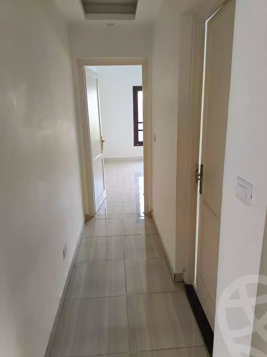 https://aqarmap.com.eg/en/listing/5046441-for-rent-cairo-new-cairo-lrhb-city-phase-5