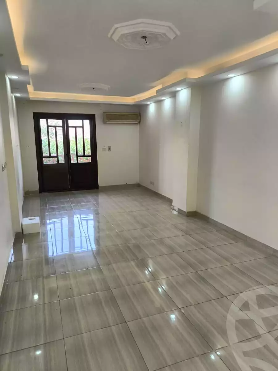 https://aqarmap.com.eg/ar/listing/5046441-for-rent-cairo-new-cairo-lrhb-city-phase-5