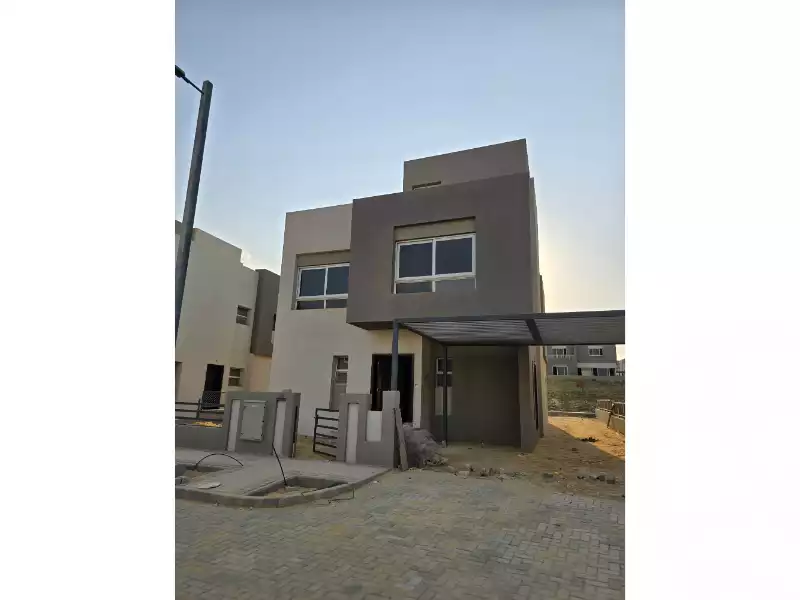 https://aqarmap.com.eg/en/listing/5053715-for-sale-cairo-el-sheikh-zayed-city-compounds-etapa