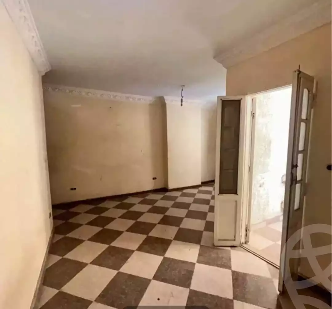 https://aqarmap.com.eg/en/listing/5054964-for-sale-alexandria-lsywf-el-falki