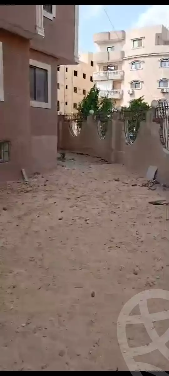https://aqarmap.com.eg/en/listing/6086556-for-sale-cairo-al-oubour-el-hay-el-taseaa-el-thaqafa-st