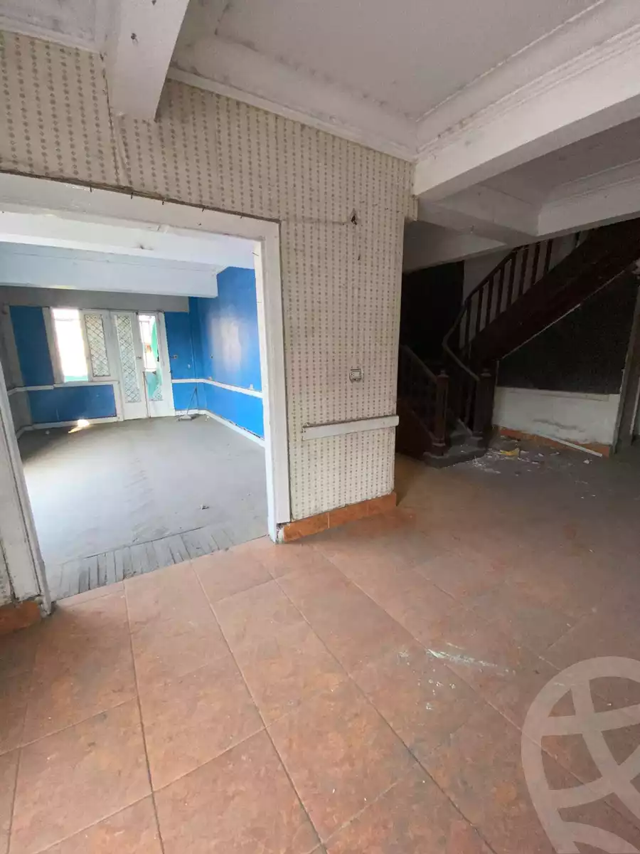 https://aqarmap.com.eg/en/listing/6009683-for-rent-cairo-downtown-abdeen-el-tahrir-st