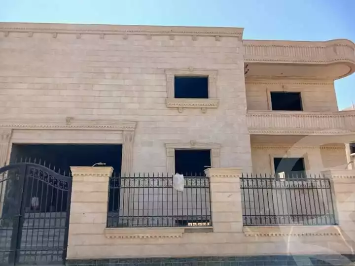 https://aqarmap.com.eg/ar/listing/5075460-for-sale-cairo-el-shorouk-lhy-lthlth-grb