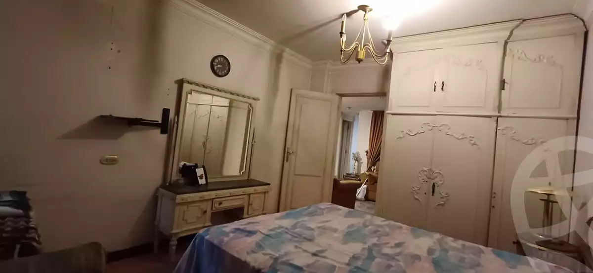 https://aqarmap.com.eg/ar/listing/5082629-for-sale-cairo-el-agouza-shaheen-st