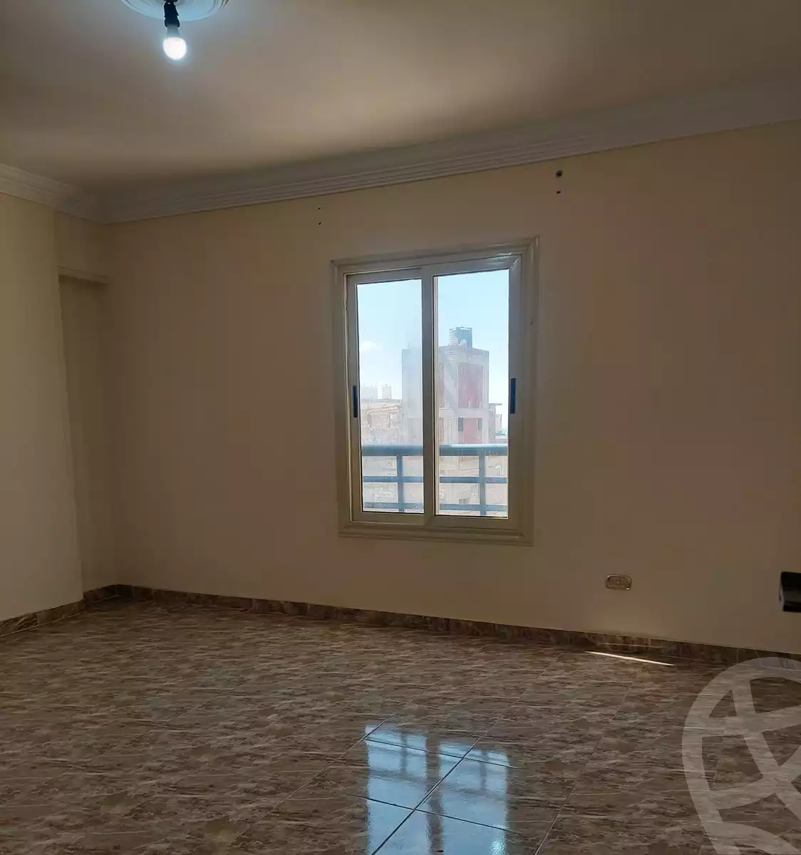 https://aqarmap.com.eg/ar/listing/5111012-for-rent-alexandria-el-asafra-l-sfr-bhry