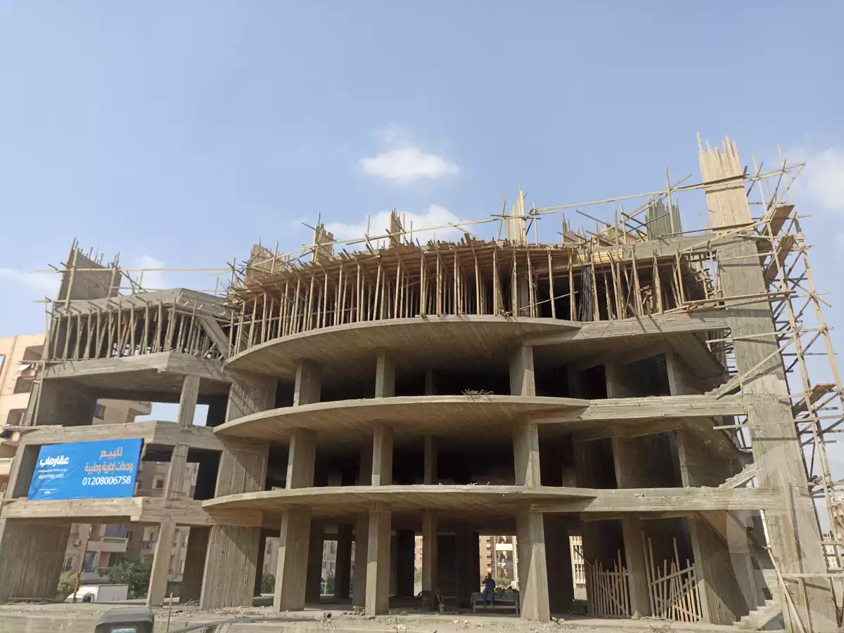 https://aqarmap.com.eg/en/listing/5117028-for-sale-cairo-nasr-city-compounds-arab-home-mall-benayat