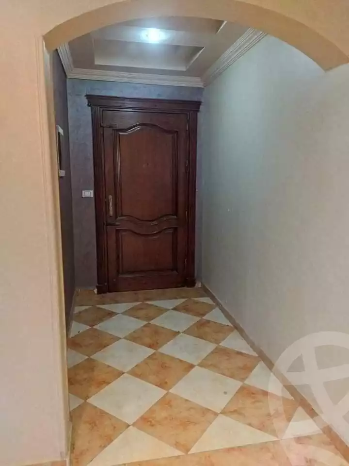 https://aqarmap.com.eg/en/listing/5119172-for-rent-cairo-mokattam-lhdb-l-ly-shareaa-9