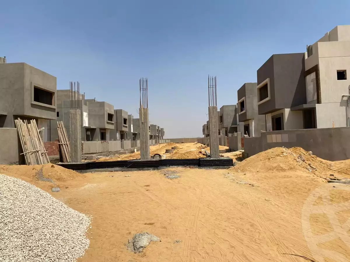 https://aqarmap.com.eg/ar/listing/5835213-for-sale-cairo-el-sheikh-zayed-city-lshykh-zyd-ljdyd-zayed-greens-2-compound-location-development