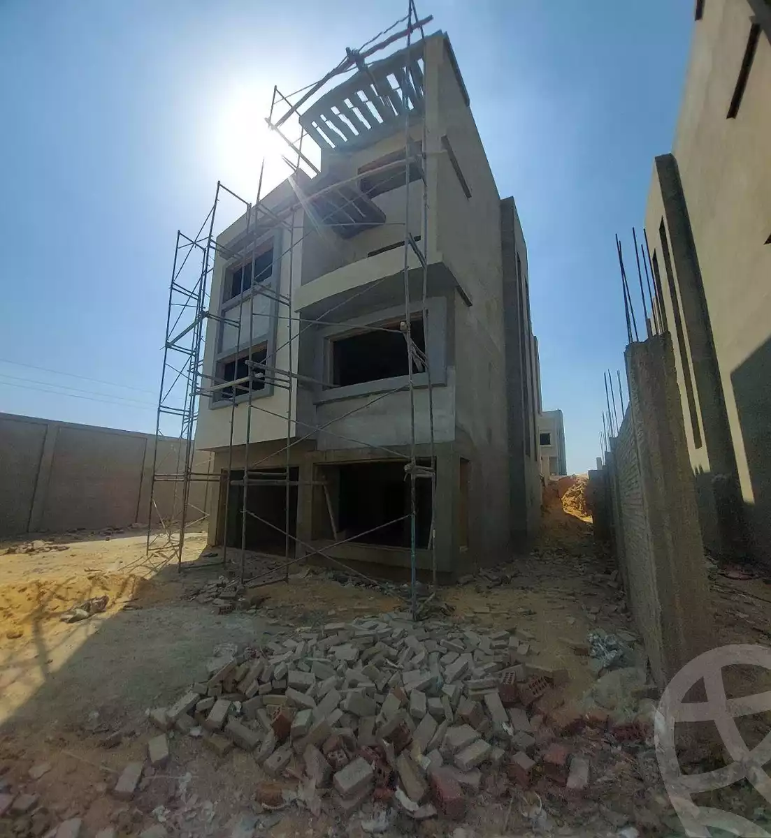 https://aqarmap.com.eg/ar/listing/5835213-for-sale-cairo-el-sheikh-zayed-city-lshykh-zyd-ljdyd-zayed-greens-2-compound-location-development
