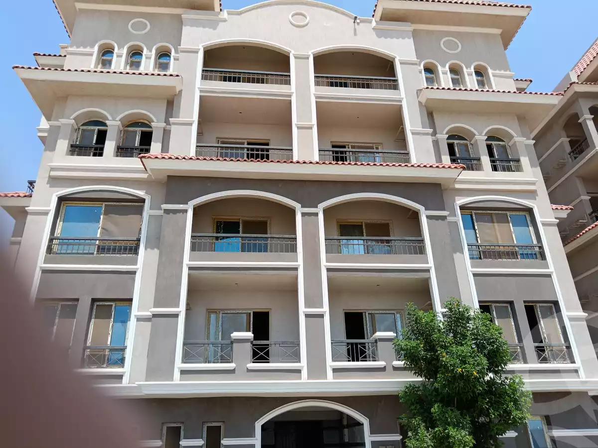 https://aqarmap.com.eg/en/listing/5145656-for-sale-cairo-new-cairo-compounds-kmbwnd-lnyb-l-m