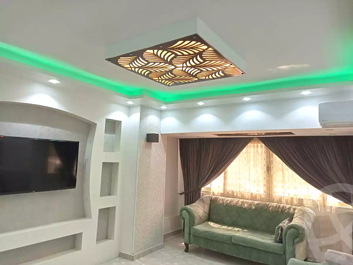 https://aqarmap.com.eg/ar/listing/5146488-for-sale-cairo-6th-of-october-el-ahyaa-neighborhood-7th-al-sayeda-aesha-st