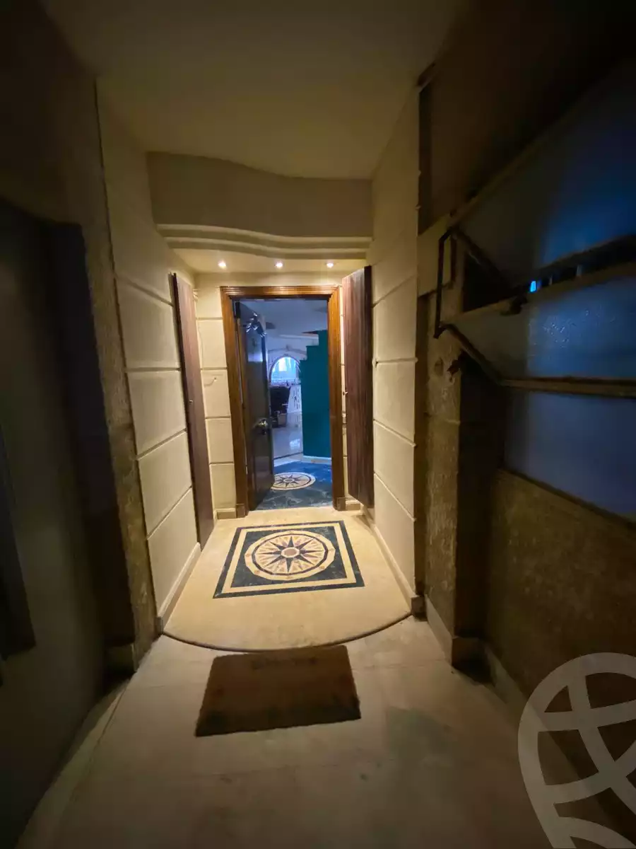 https://aqarmap.com.eg/ar/listing/5155509-for-sale-cairo-manial-manial-st