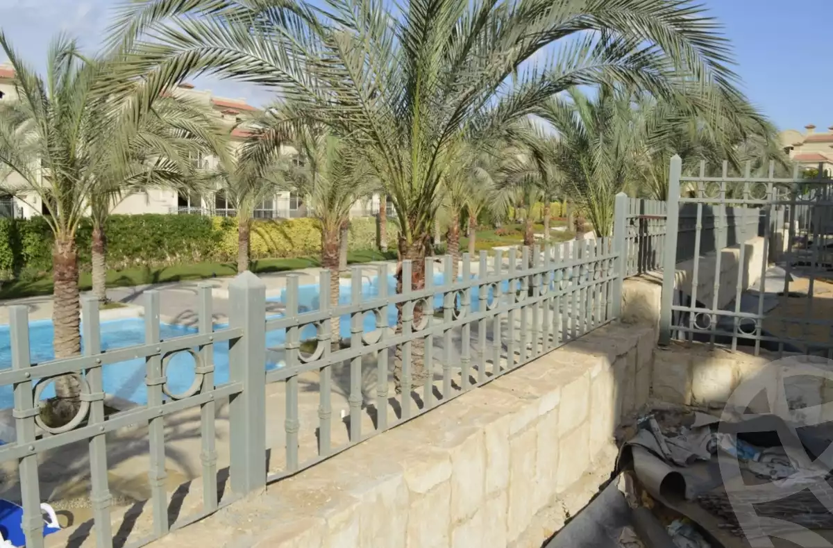 https://aqarmap.com.eg/en/listing/5159673-for-sale-cairo-el-shorouk-compounds-el-patio-5-east