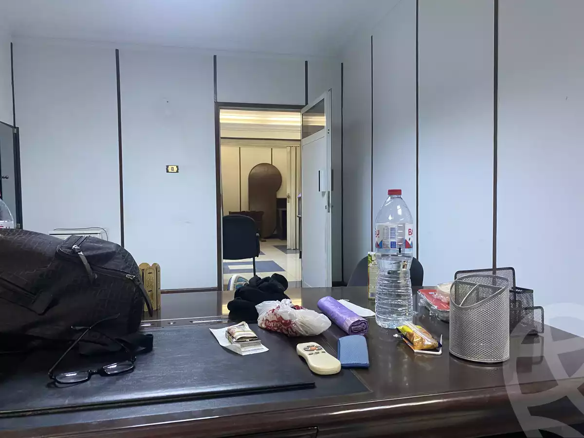 https://aqarmap.com.eg/ar/listing/5844775-for-sale-cairo-ljyz-shareaa-morad  charel degol