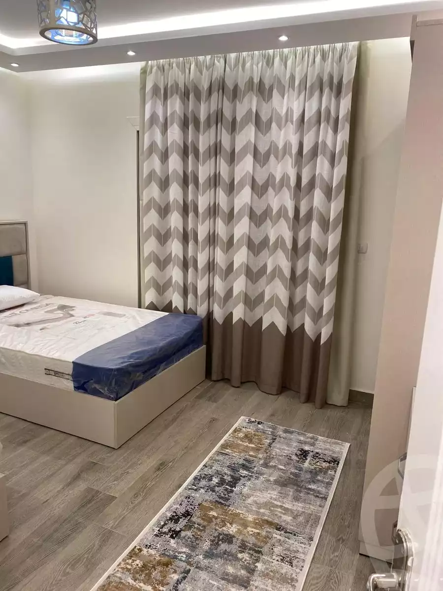 https://aqarmap.com.eg/en/listing/5172654-for-rent-cairo-new-cairo-lrhb-city-phase-7