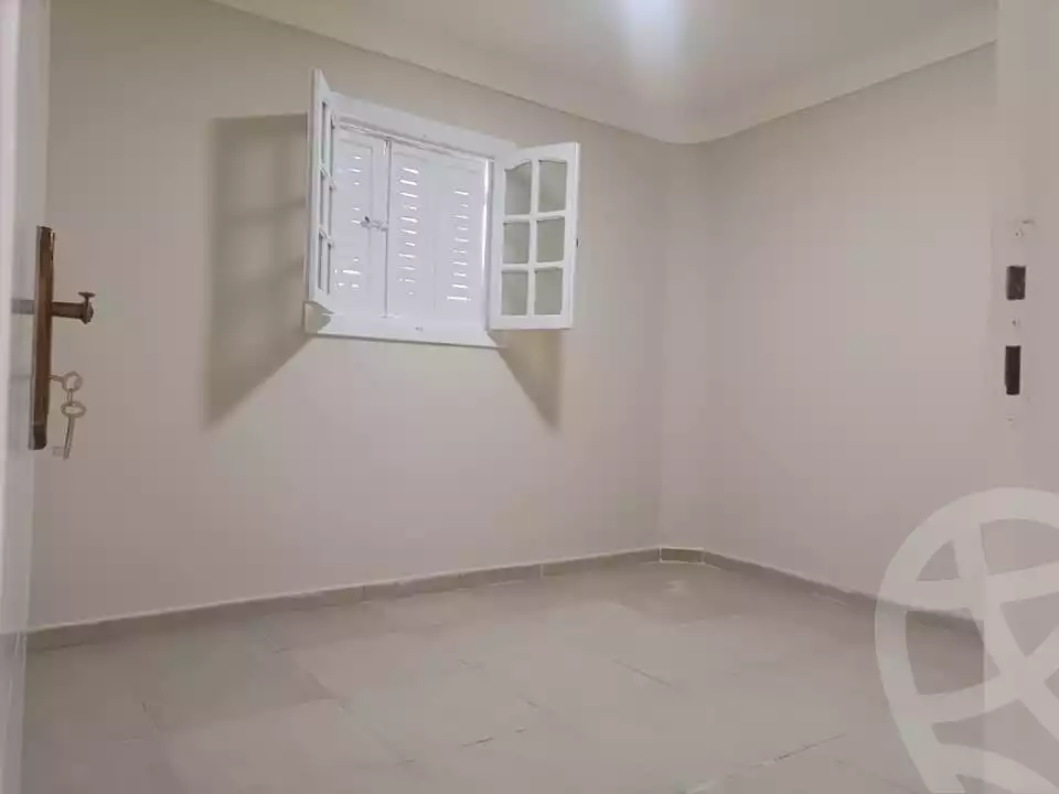 https://aqarmap.com.eg/ar/listing/5176579-for-sale-alexandria-lsywf-lsywf-bhry-branched-from-ali-hipa-st