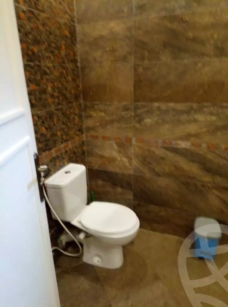 https://aqarmap.com.eg/en/listing/5180067-for-rent-cairo-new-cairo-lrhb-city-phase-6-al-layth-ibn-saad-st