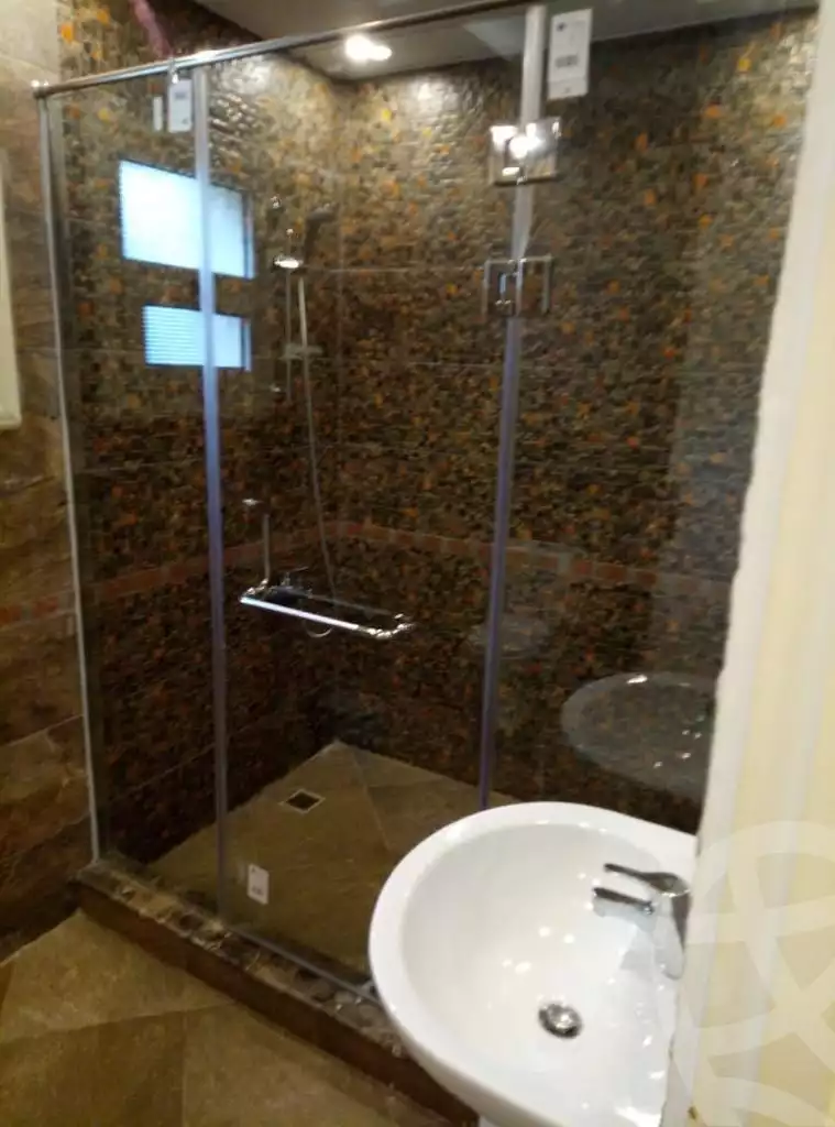 https://aqarmap.com.eg/en/listing/5180067-for-rent-cairo-new-cairo-lrhb-city-phase-6-al-layth-ibn-saad-st