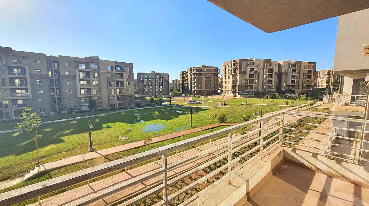 https://aqarmap.com.eg/en/listing/5184437-for-rent-cairo-6th-of-october-hadaeq-october-kmbwnd-fy-hdyq-ktwbr-dar-misr