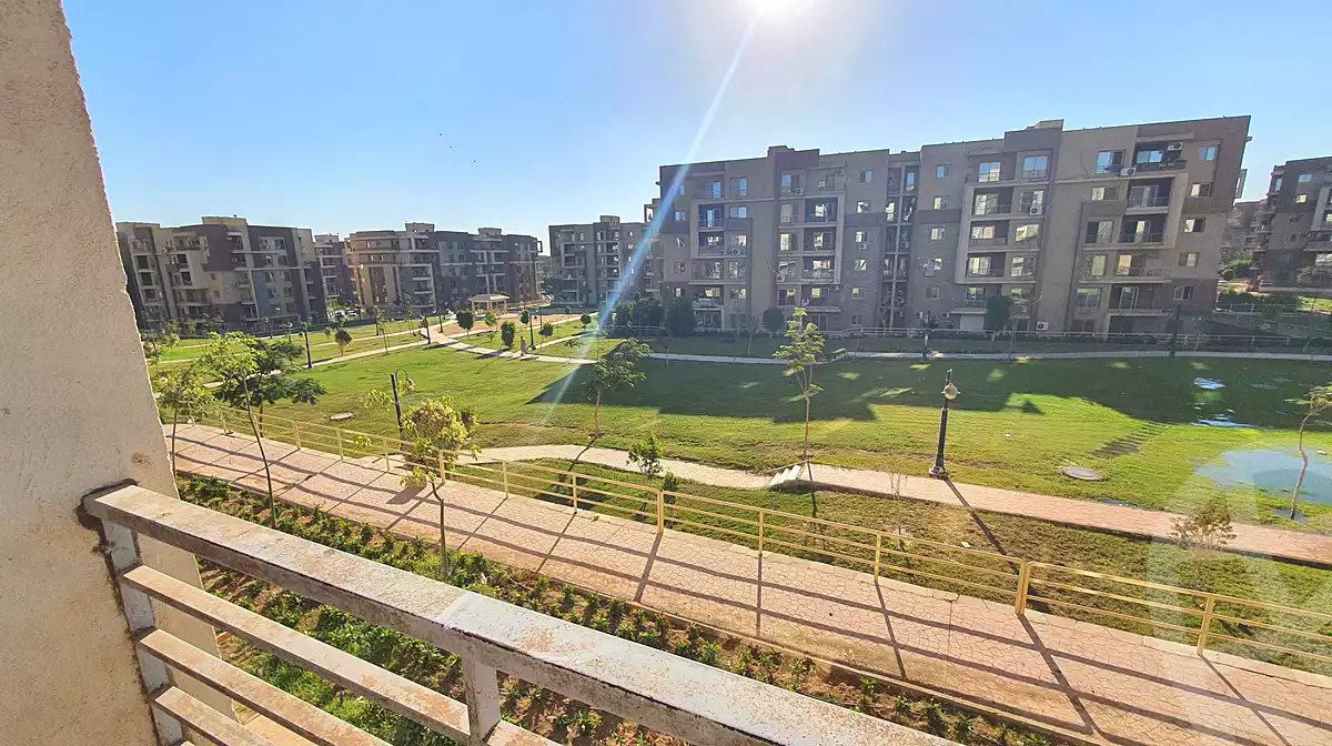 https://aqarmap.com.eg/en/listing/5184437-for-rent-cairo-6th-of-october-hadaeq-october-kmbwnd-fy-hdyq-ktwbr-dar-misr