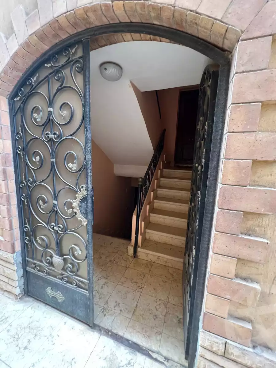 https://aqarmap.com.eg/ar/listing/4740824-for-sale-cairo-6th-of-october-el-ahyaa-neighborhood-5th-street-47
