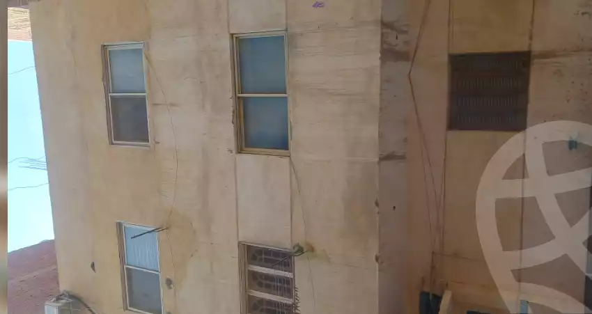 https://aqarmap.com.eg/ar/listing/5196194-for-sale-cairo-helwan-helwan-el-sharkeya-zaki-hawas-st