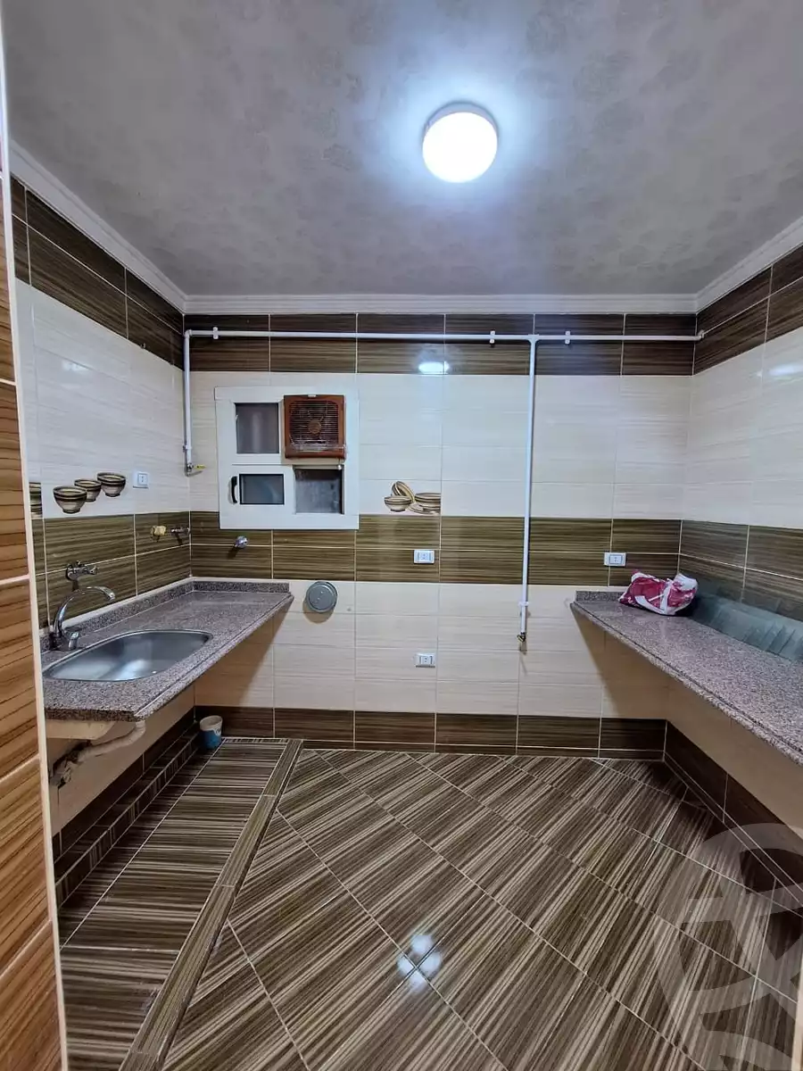 https://aqarmap.com.eg/ar/listing/5203667-for-sale-alexandria-sydy-bshr-sydy-bshr-bhry-shr-mhmwd-l-yswy