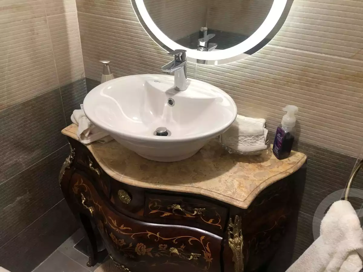 https://aqarmap.com.eg/ar/listing/5205440-for-sale-alexandria-sn-styfnw-mahmoud-farghaly-st