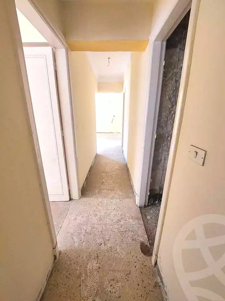 https://aqarmap.com.eg/ar/listing/5212963-for-sale-alexandria-bolekly-wnjdt