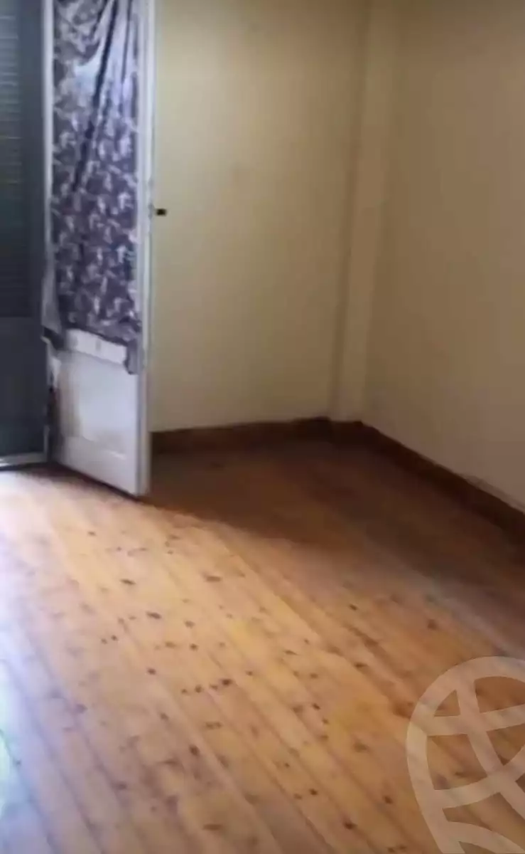 https://aqarmap.com.eg/en/listing/5214127-for-sale-cairo-el-sayyeda-zeinab-port-said-st