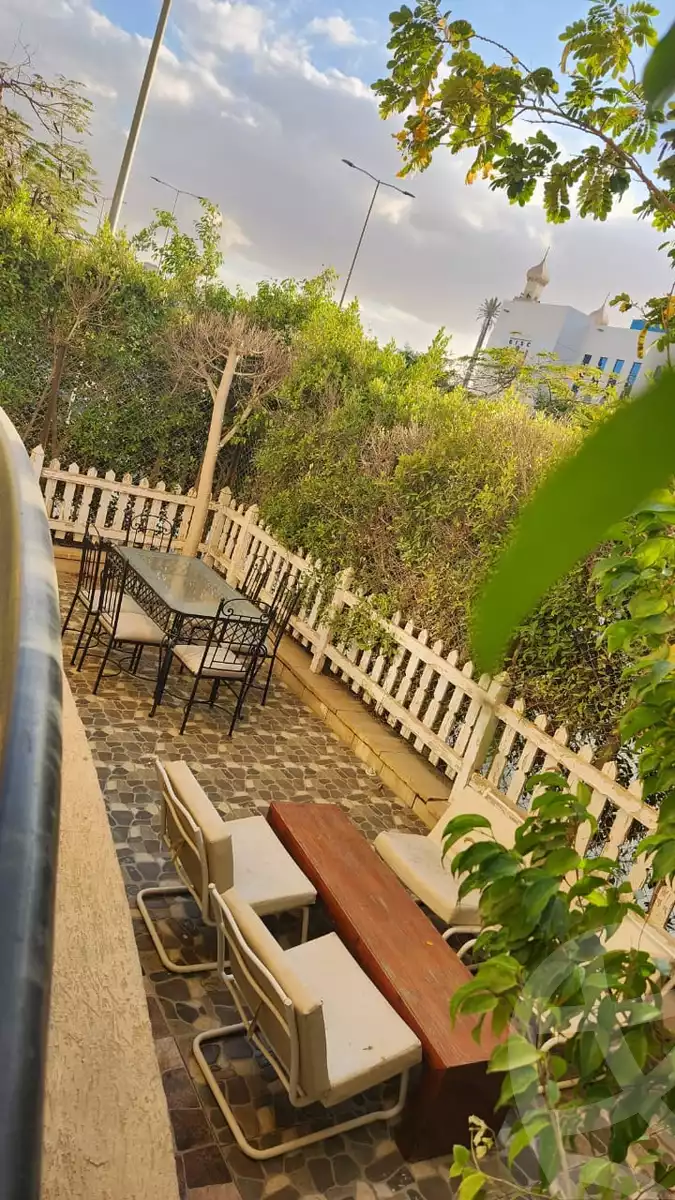 https://aqarmap.com.eg/en/listing/5214716-for-sale-cairo-new-cairo-lrhb-city-phase-8