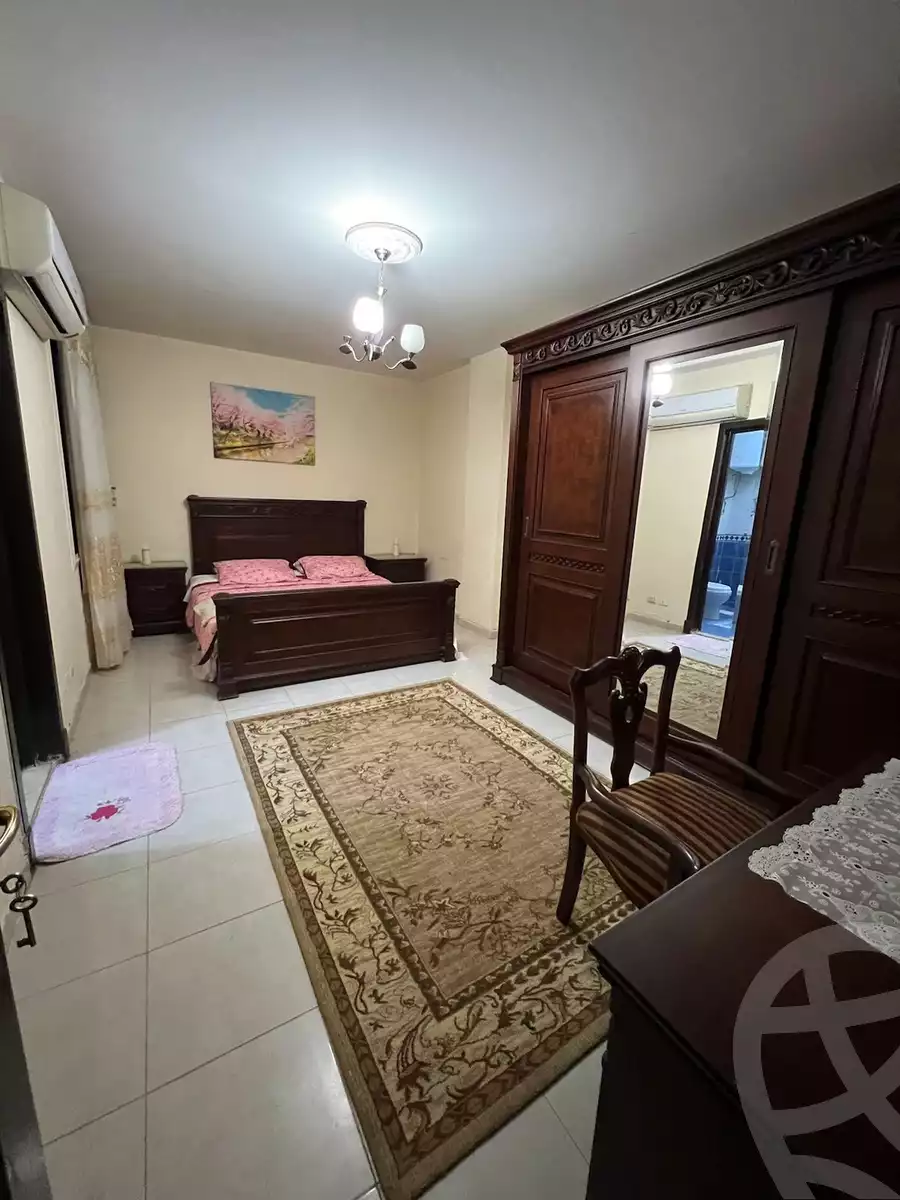 https://aqarmap.com.eg/ar/listing/5215665-for-rent-cairo-new-cairo-madinaty-first-zone-buildings-11th-st.