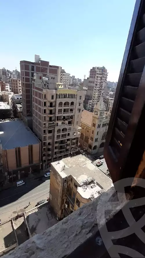 https://aqarmap.com.eg/en/listing/5216208-for-sale-alexandria-mntq-fr-y-blskndry-el-attarin