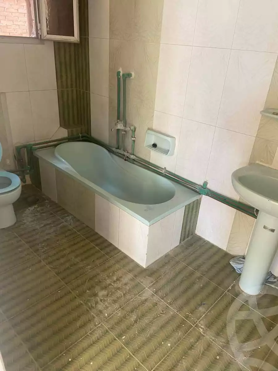 https://aqarmap.com.eg/en/listing/5217745-for-rent-cairo-mokattam-lhdb-l-ly-s-zone