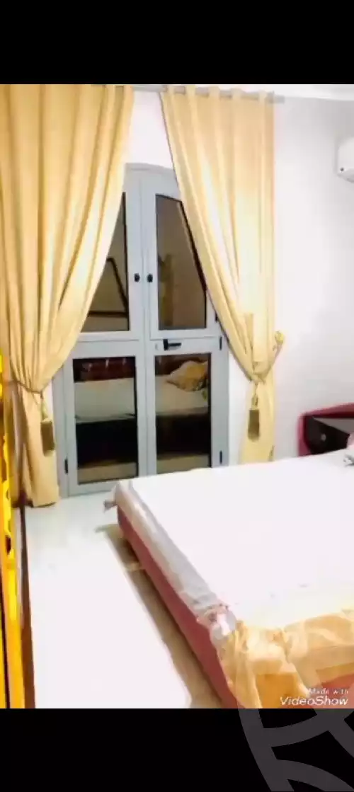 https://aqarmap.com.eg/en/listing/5218449-for-rent-cairo-6th-of-october-el-ahyaa-neighborhood-1st-al-shohadaa-st