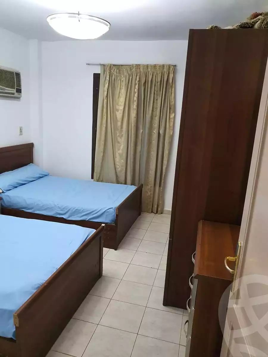 https://aqarmap.com.eg/ar/listing/5220182-for-rent-cairo-new-cairo-lrhb-city-phase-5-ibn-al-nafees-st