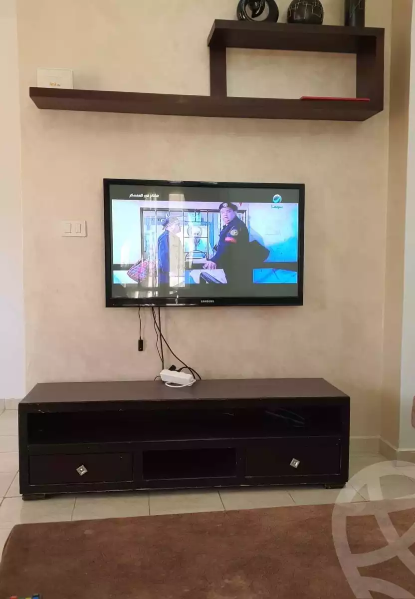 https://aqarmap.com.eg/ar/listing/5220182-for-rent-cairo-new-cairo-lrhb-city-phase-5-ibn-al-nafees-st